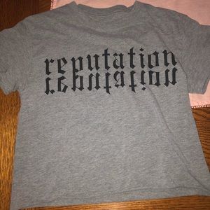 Taylor Swift Reputation tour shirt